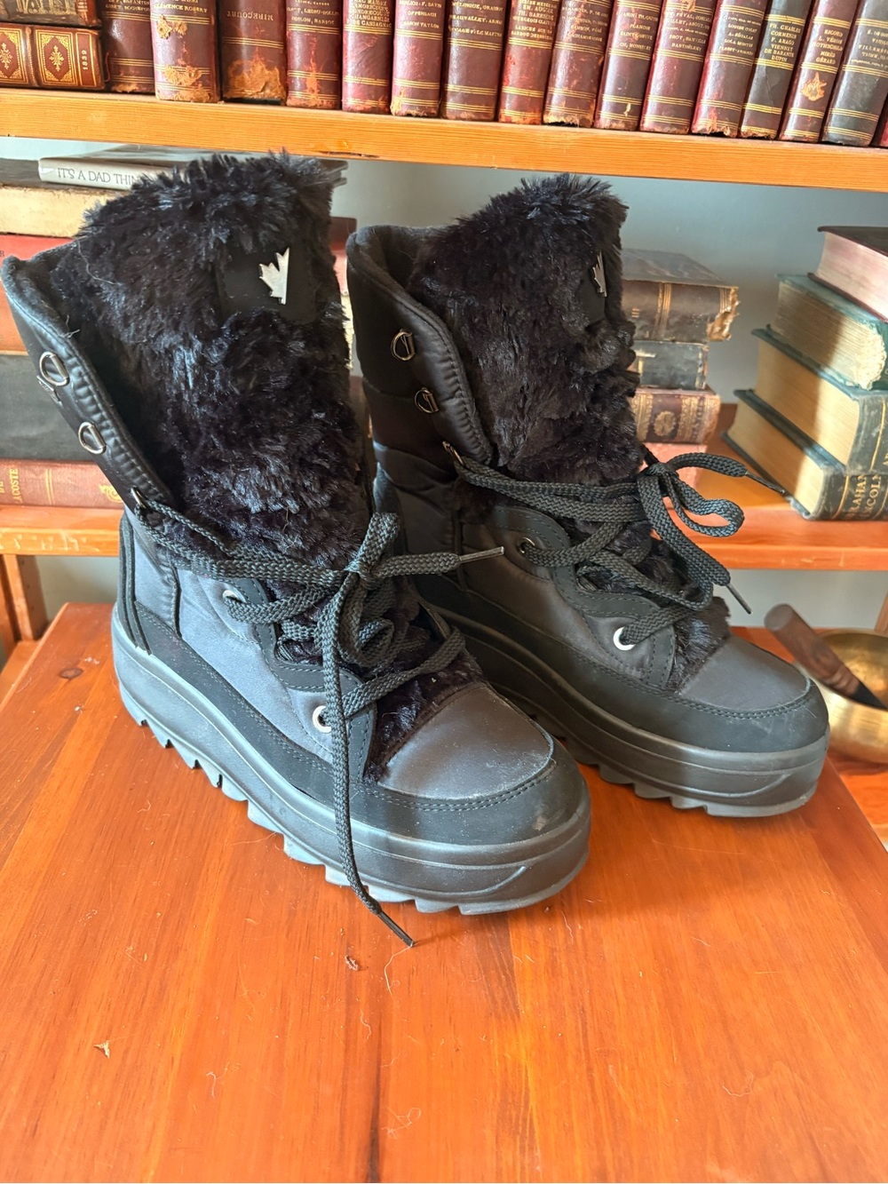 Pajar Sirio Black Faux-Fur Lace-Up Platform Winter Boots